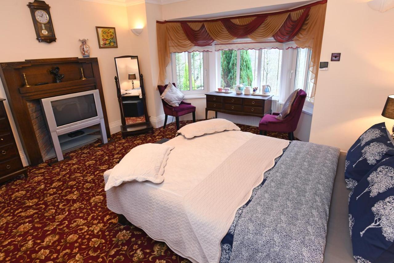 Luxury Suite In Quiet Countryside Location Swansea Kültér fotó